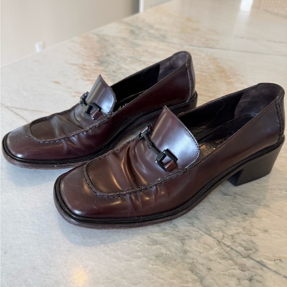 Gucci square toe loafer with 2 inch heel. Size 7 1/2 b